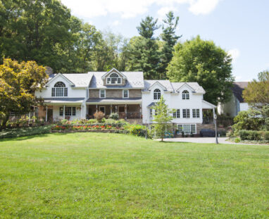 View More: http://jamiedphotography.pass.us/laurel-inn-the-hollow