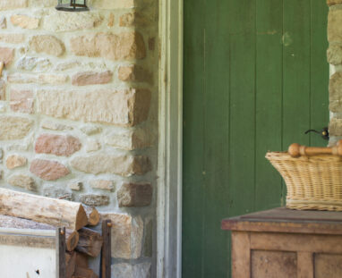 View More: http://jamiedphotography.pass.us/laurel-inn-the-hollow