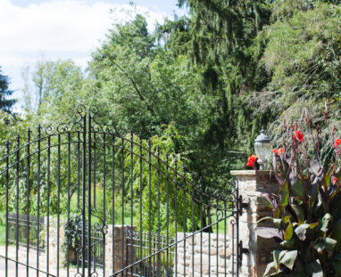 View More: http://jamiedphotography.pass.us/laurel-inn-the-hollow