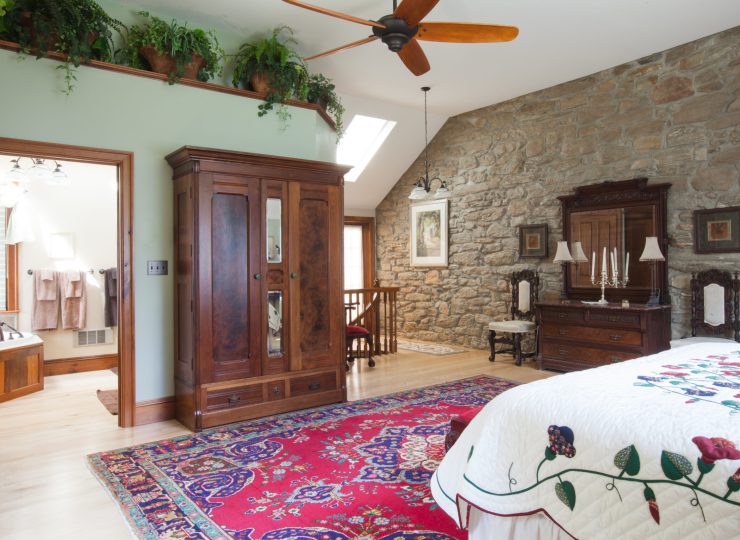 View More: http://jamiedphotography.pass.us/laurel-inn-the-hollow